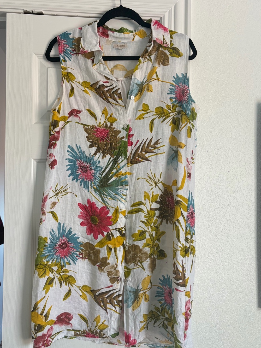 Sleeveless Linen Floral Button-Front Dress